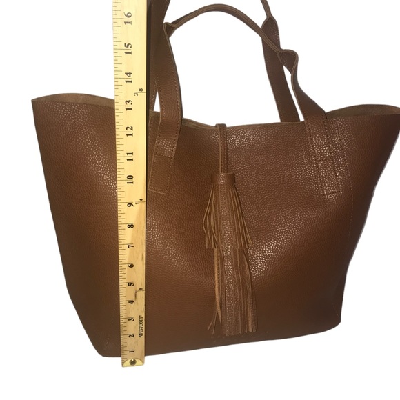 Tanger Brown Pebbled Faux Leather Large Tassel Boho Tote Bag - Picture 3 of 12